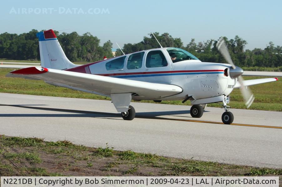 N221DB, 1961 Beech 35-B33 Debonair C/N CD-407, Sun N Fun 2009 - Lakeland, Florida