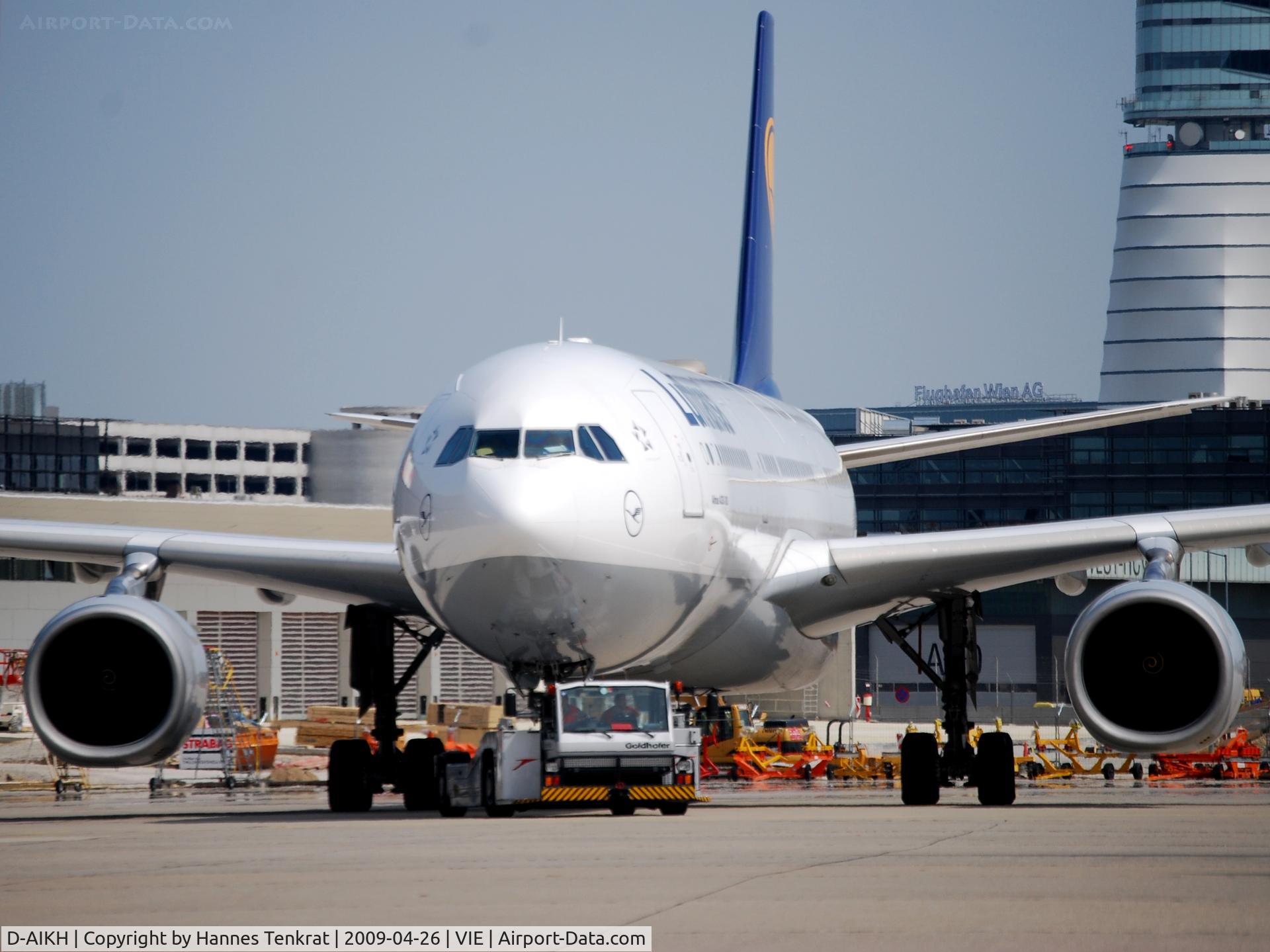 D-AIKH, 2005 Airbus A330-343X C/N 648, Lufthansa Airbus A330-300