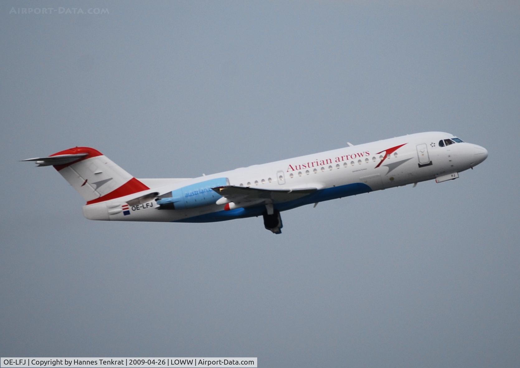 OE-LFJ, 1995 Fokker 70 (F-28-0070) C/N 11532, Austrian arrows Fokker 70 after take off on RNW 16