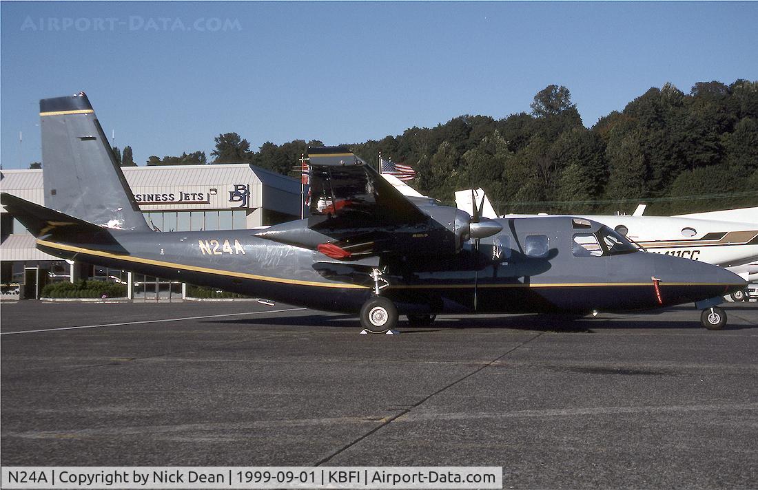 N24A, 1980 Rockwell 690C Turbo Commander C/N 11627, KBFI