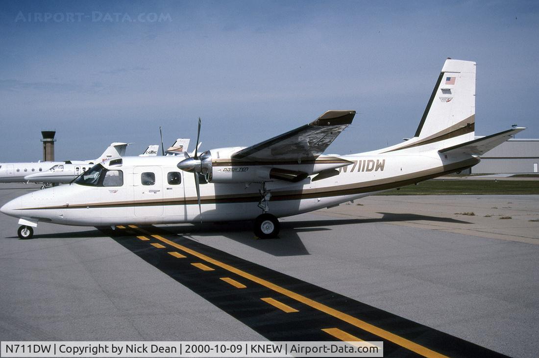 N711DW, 1982 Rockwell 690D Turbo Commander C/N 15001, KNEW