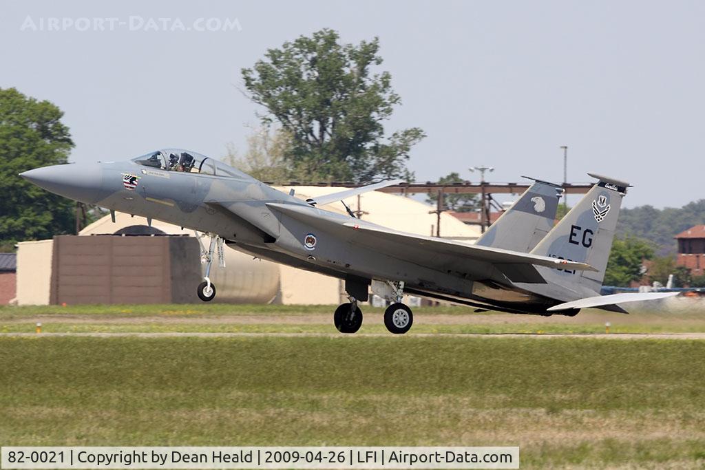 82-0021, 1982 McDonnell Douglas F-15C Eagle C/N 0835/C252, Landing for the last time at LAFB as USAF West Coast Demo Team based at Eglin AFB. The F-15 West Team originated from Holloman AFB, NM, and was moved to Tyndall AFB, FL, before settling at Eglin in the early 1990's. Now disbanded.