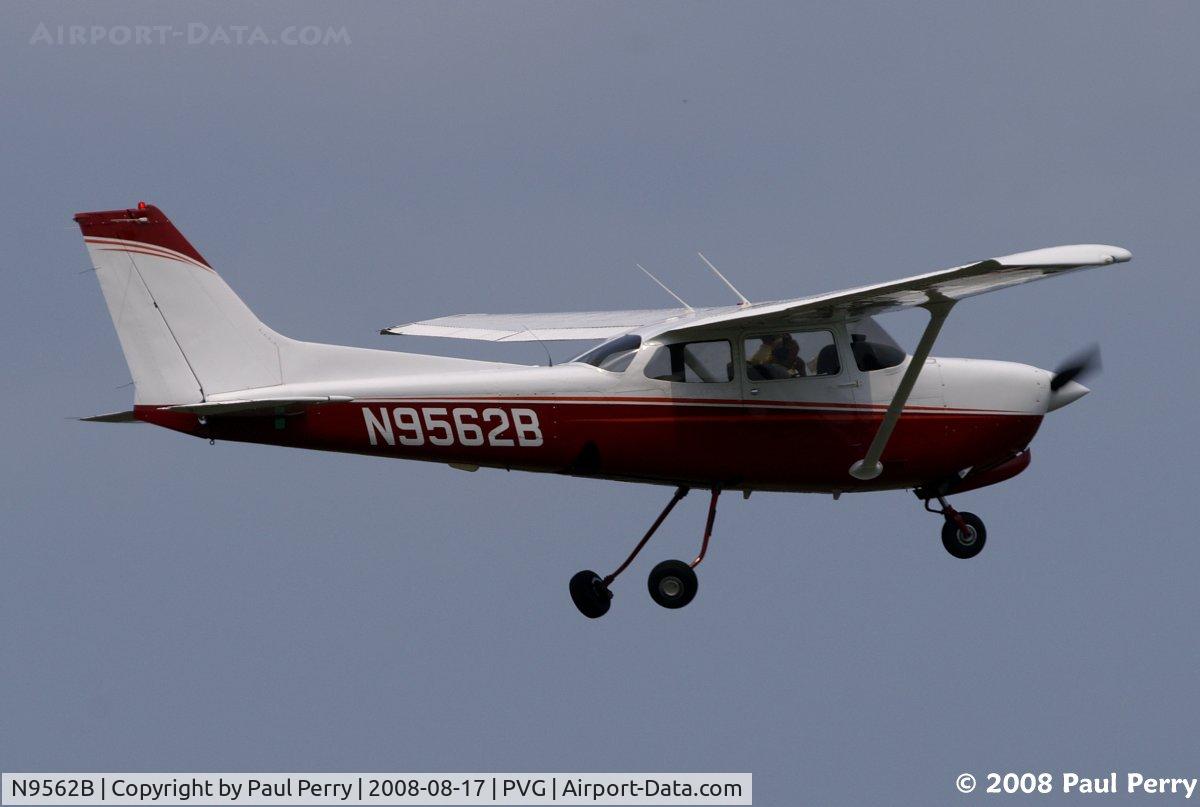 N9562B, 1981 Cessna 172RG Cutlass RG C/N 172RG0882, Cleaning up nicely