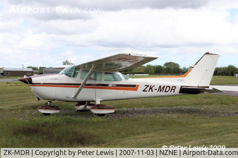 ZK-MDR, Cessna 172N C/N 172-68885, North Shore AC