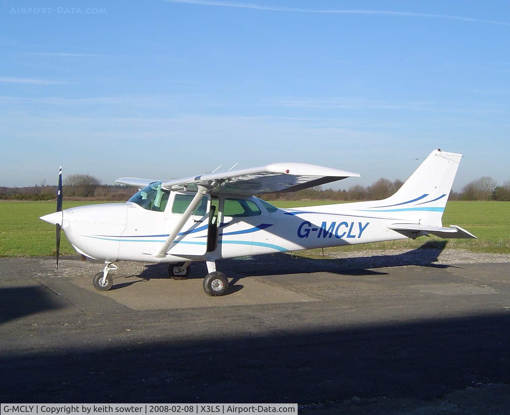 G-MCLY, 1982 Cessna 172P C/N 172-75597, Flying Club's aircraft at Little Snoring
