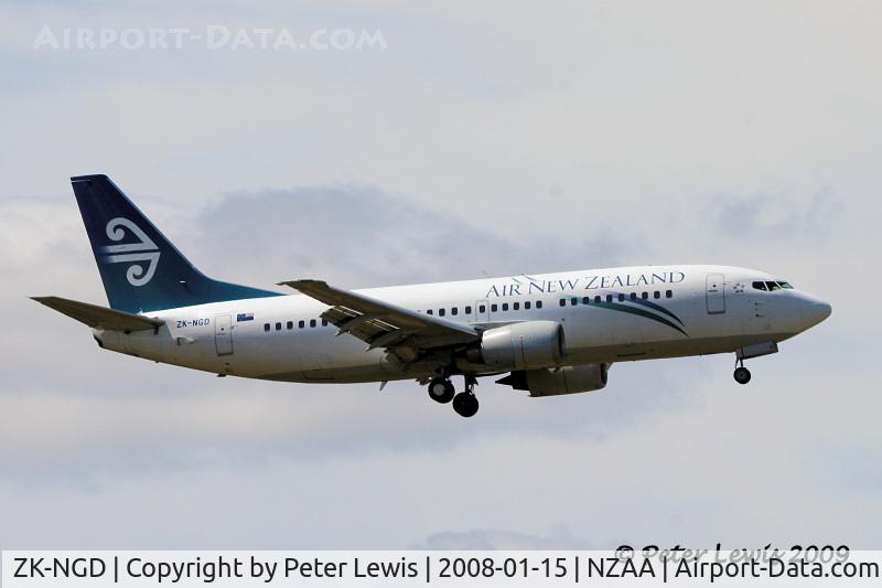 ZK-NGD, 1998 Boeing 737-3U3 C/N 28732, Air New Zealand Ltd., Auckland