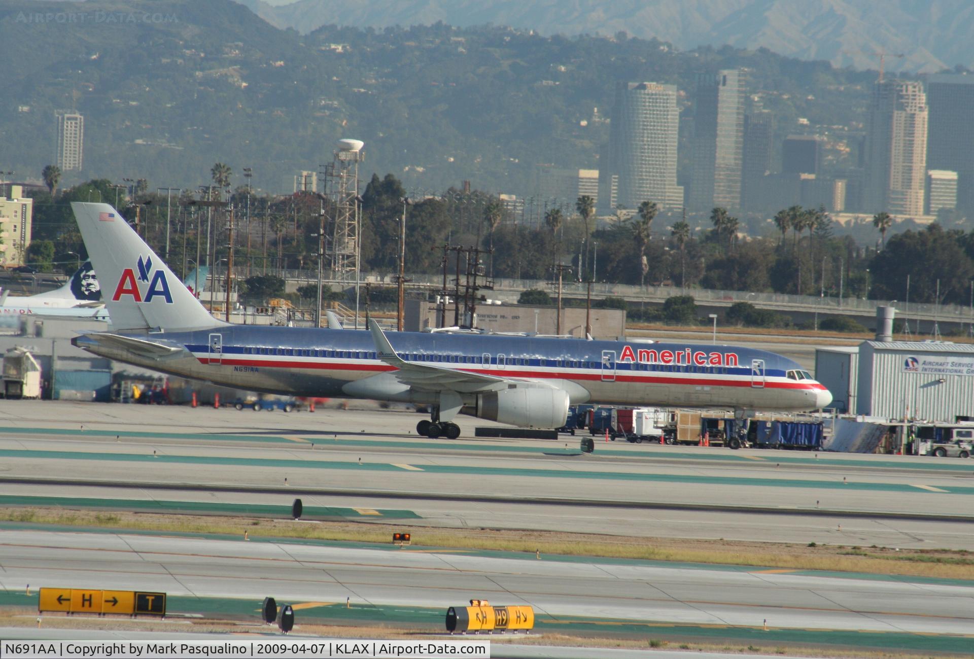 N691AA, 1993 Boeing 757-223 C/N 25697, Boeing 757-200