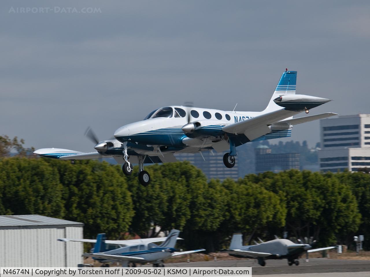 N4674N, 1980 Cessna 340A C/N 340A1023, N4674N arriving on RWY 21