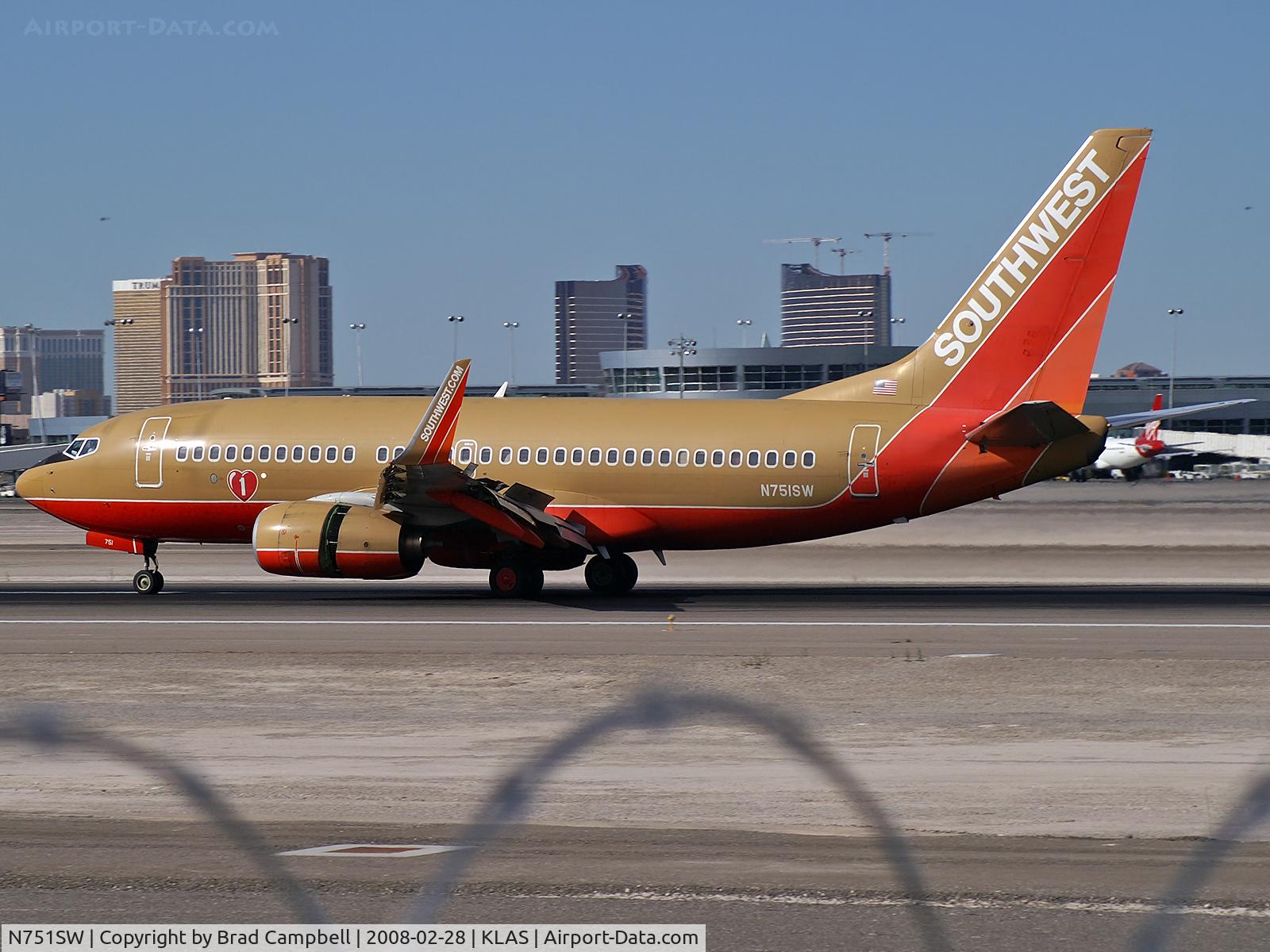 N751SW, 1999 Boeing 737-7H4 C/N 29803, Southwest Airlines / 1999 Boeing 737-7H4