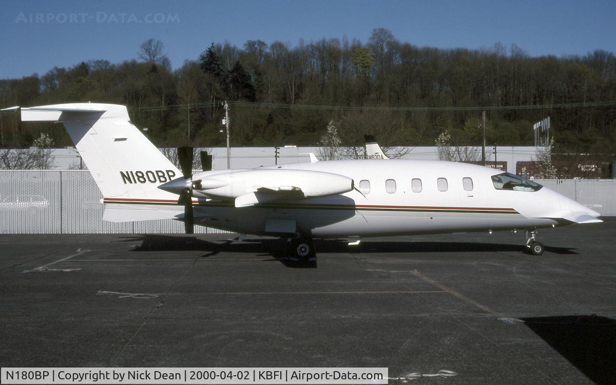 N180BP, 1990 Piaggio P-180 Avanti C/N 1004, KBFI