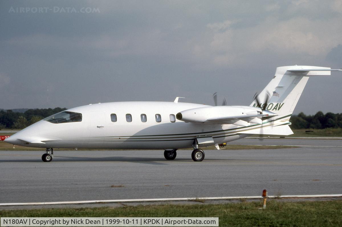 N180AV, 1996 Piaggio P-180 Avanti C/N 1018, KPDK