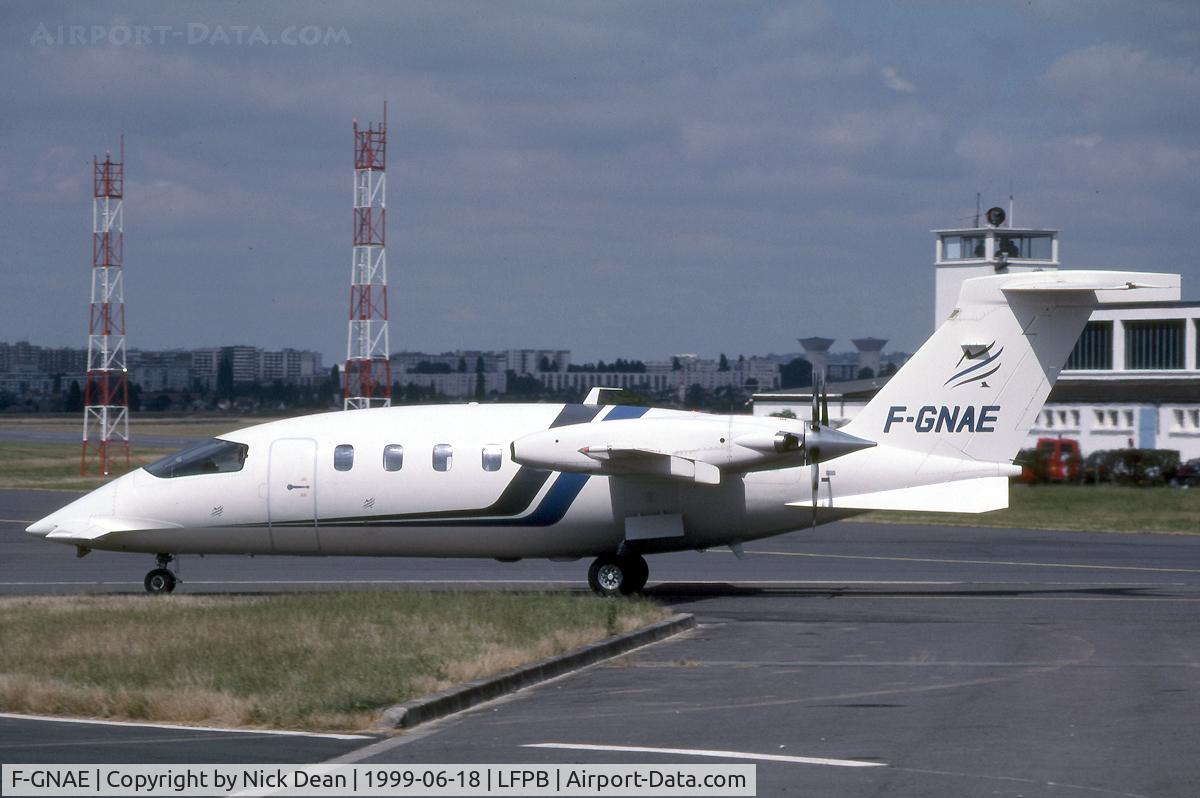 F-GNAE, 1993 Piaggio P-180 Avanti C/N 1020, LFPB