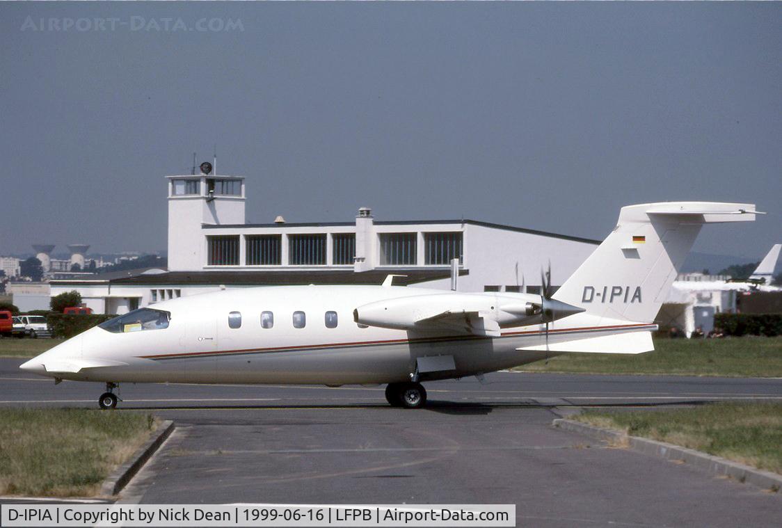 D-IPIA, 1992 Piaggio P-180 Avanti C/N 1156, LFPB