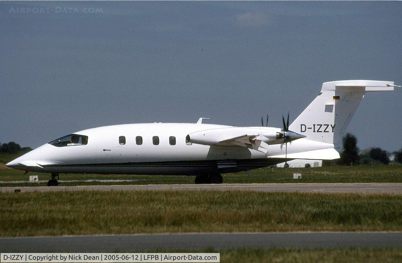 D-IZZY, 1999 Piaggio P-180 Avanti C/N 1034, LFPB