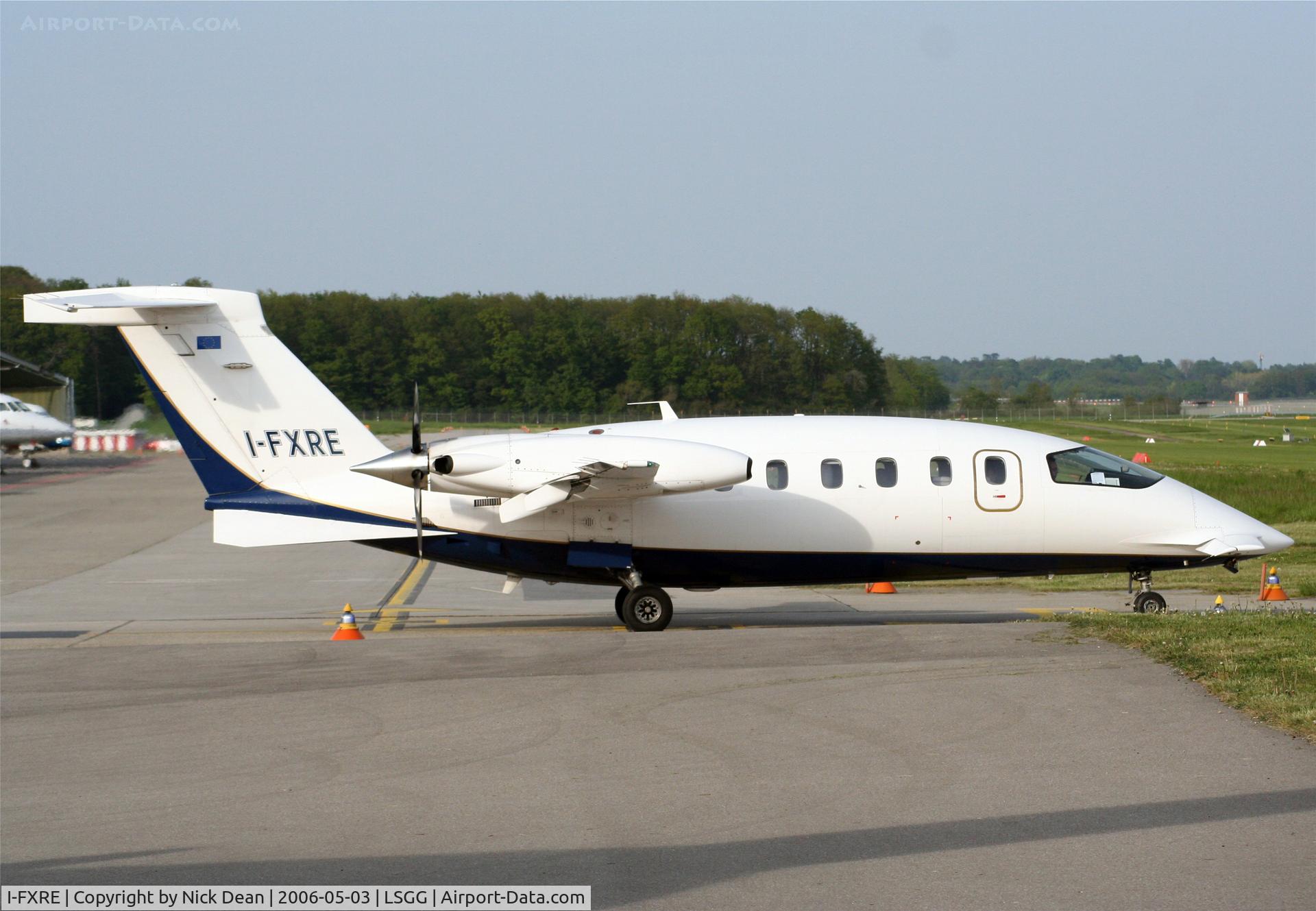 I-FXRE, 2002 Piaggio P-180 Avanti C/N 1049, LSGG