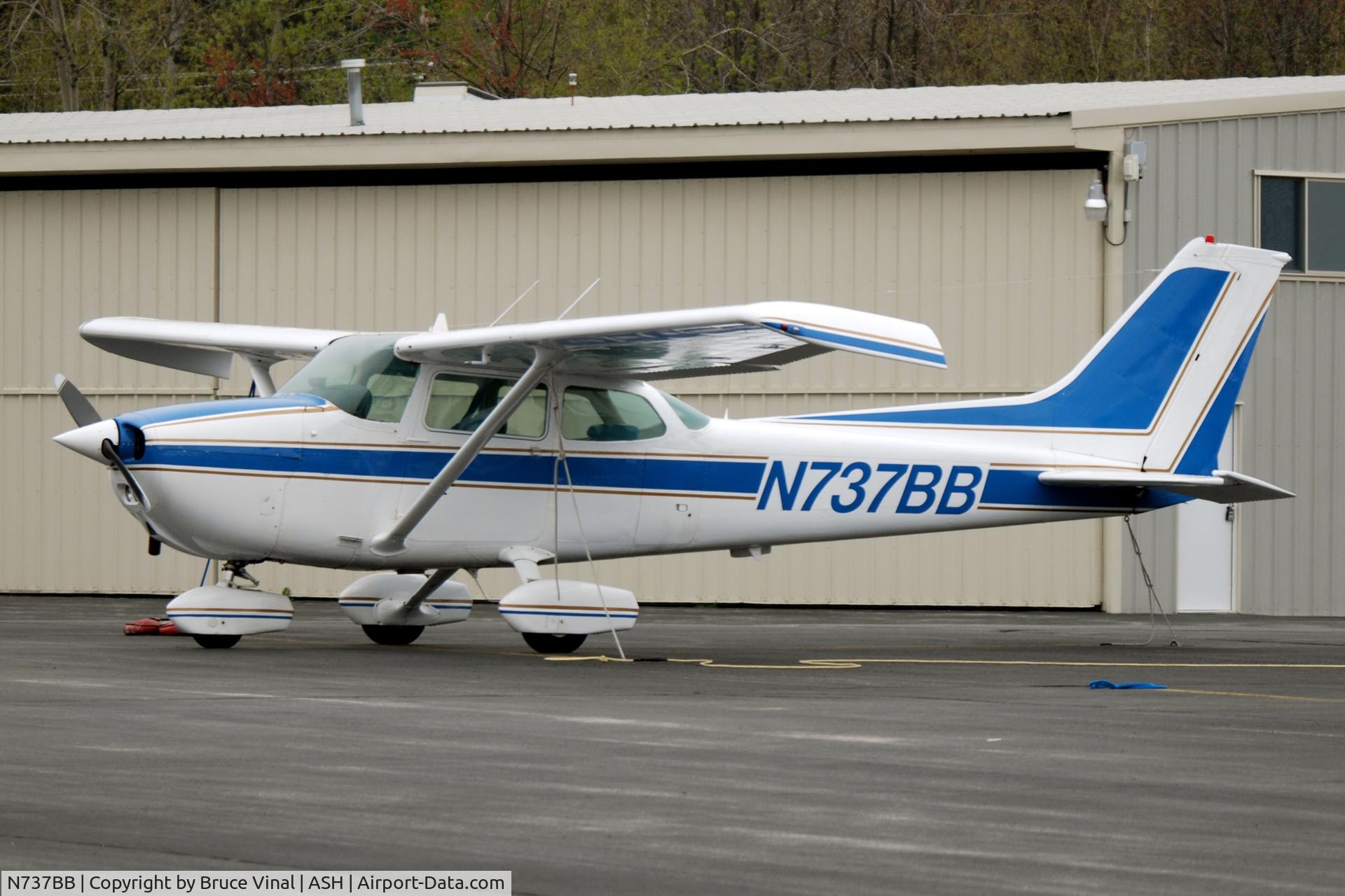 N737BB, 1977 Cessna 172N C/N 17269282, Nashua's Boire Field