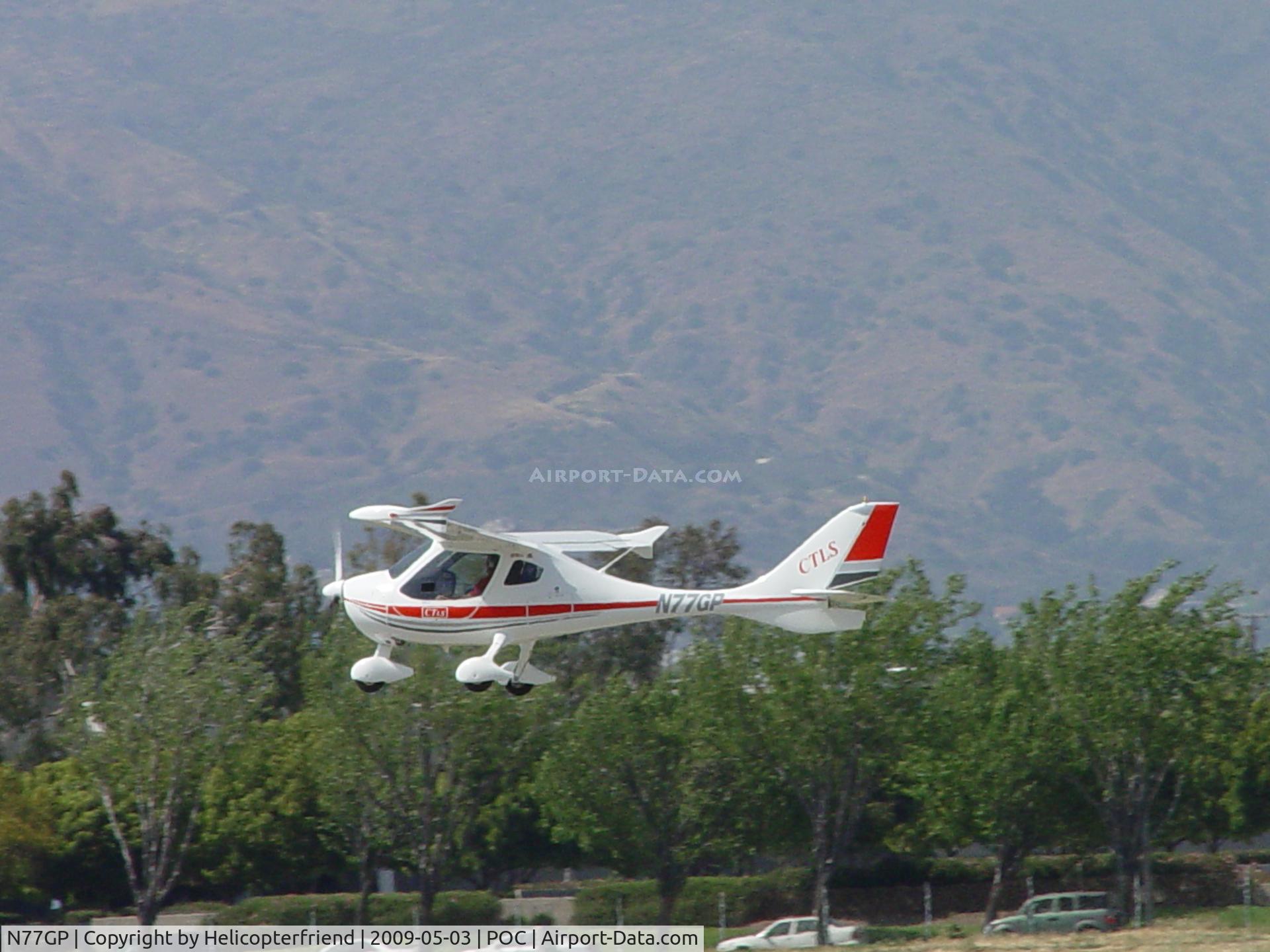 N77GP, 2008 Flight Design CTLS C/N 08-04-14, Airbourne and westbound from Brackett