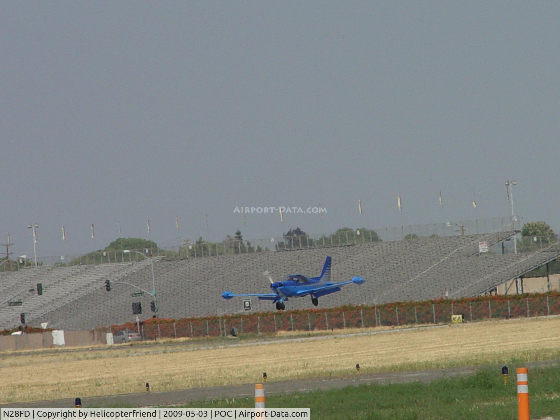 N28FD, 1977 SIAI-Marchetti SF-260 C/N 301/27-003, On final to 26L