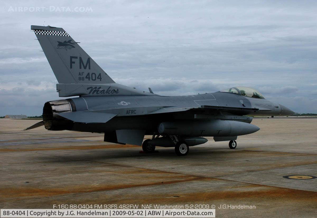 88-0404, 1988 General Dynamics F-16C Fighting Falcon C/N 5C-618, at NAF Washington