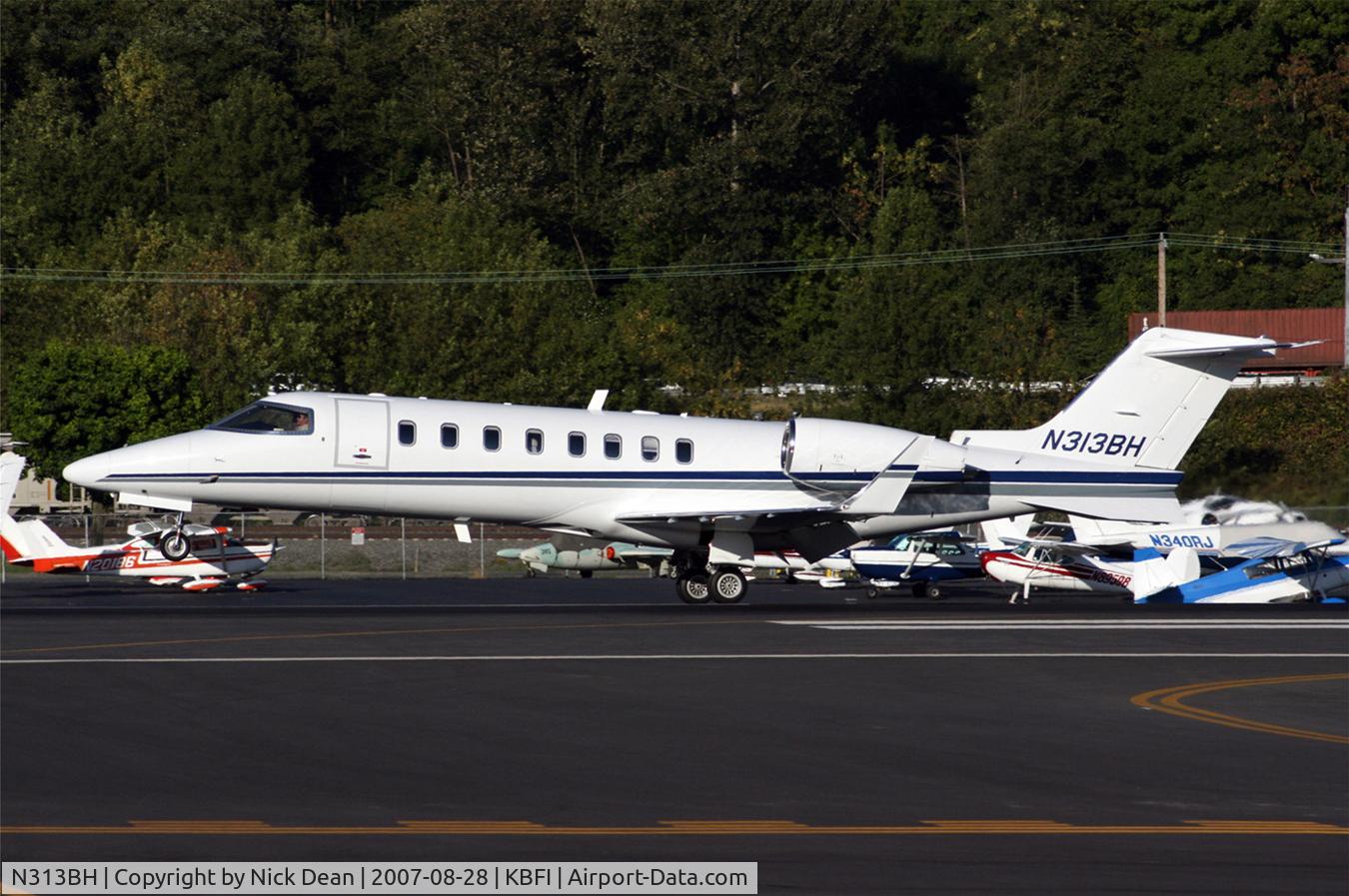 N313BH, 2000 Learjet 45 C/N 108, KBFI