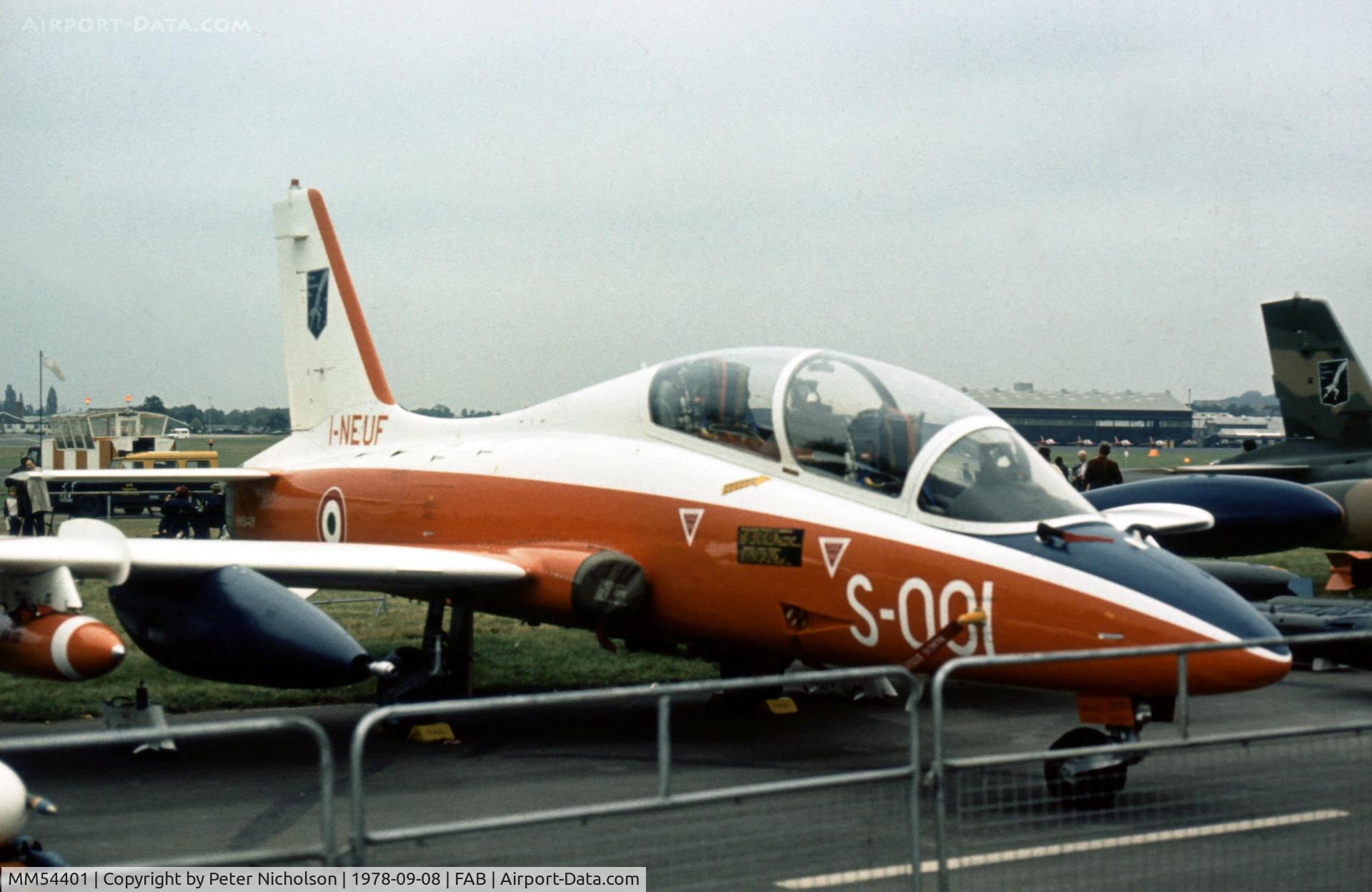 MM54401, 1978 Aermacchi MB-339A C/N 6597/004/AA001, MB.339A with Italian Air Force serial MM54401 on display at the 1978 Farnborough Airshow.