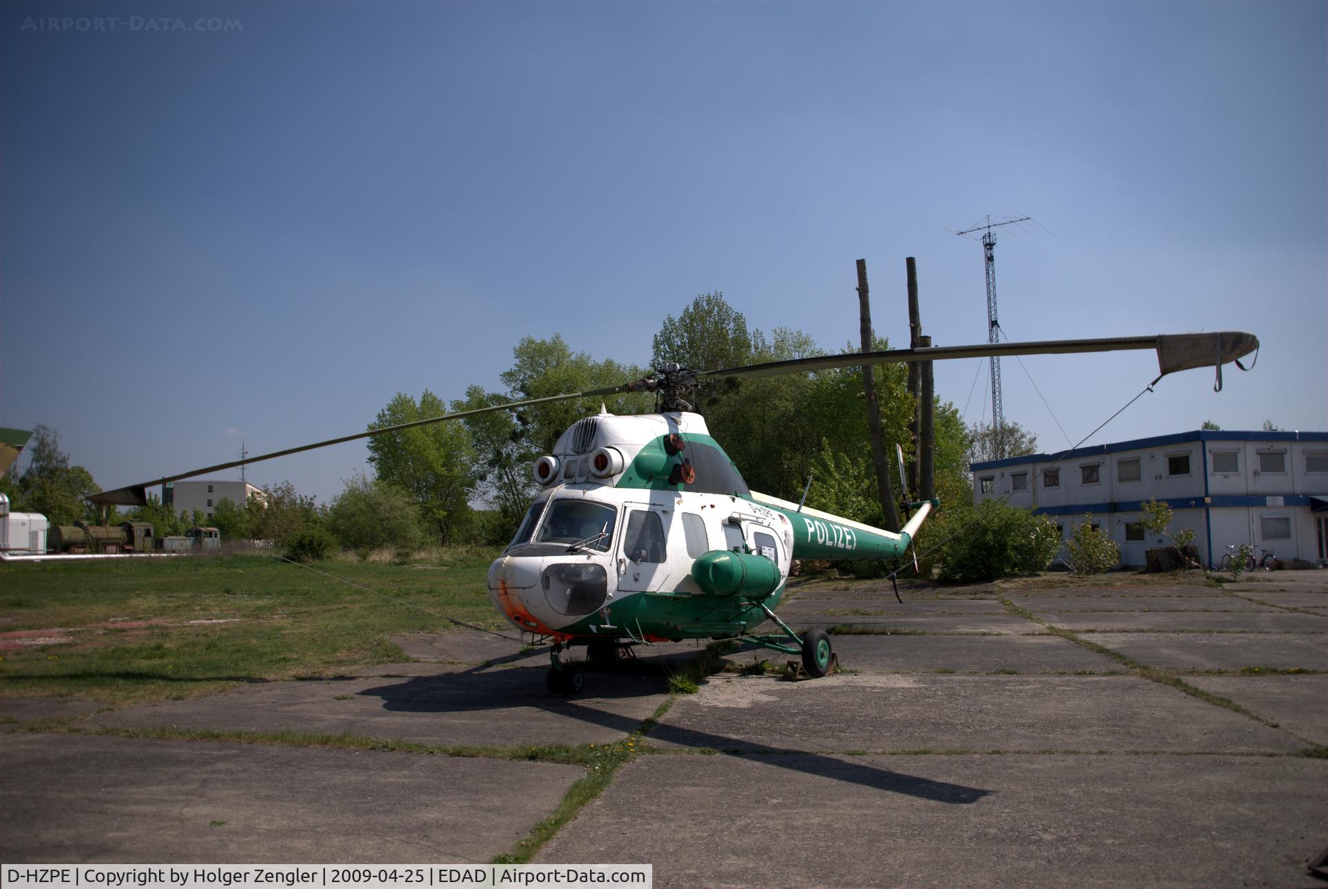 D-HZPE, Mil Mi-2 C/N 539811066, Former east-german police-heli Mi-2, after 1990 for some years flewn by police of Saxony-Anhalt
