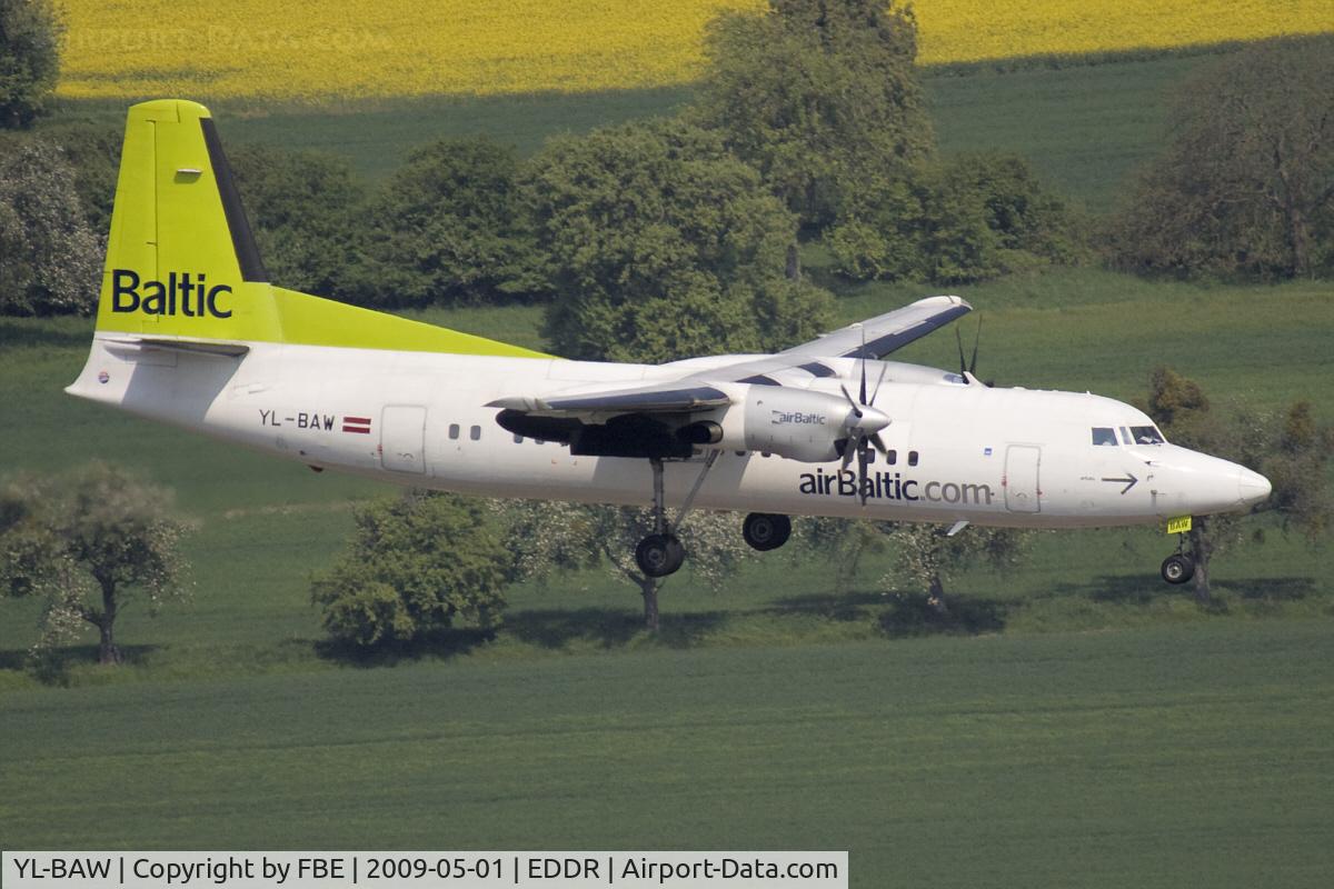 YL-BAW, 1989 Fokker 50 C/N 20148, Air Baltic Fokker50 at short final RW09
