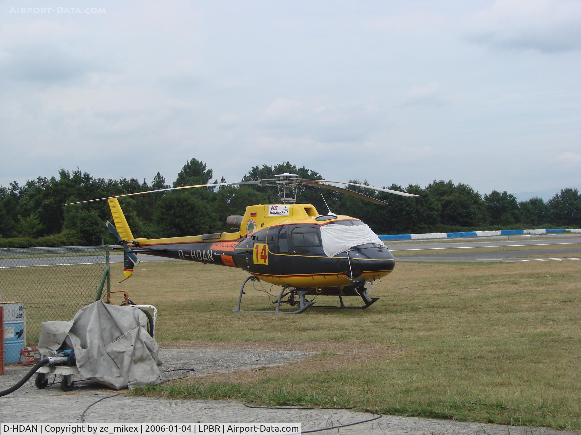 D-HDAN, Aerospatiale AS-350B-3 Ecureuil C/N 3124, As 350 ecureil from Helibravo at Braga,Portugal