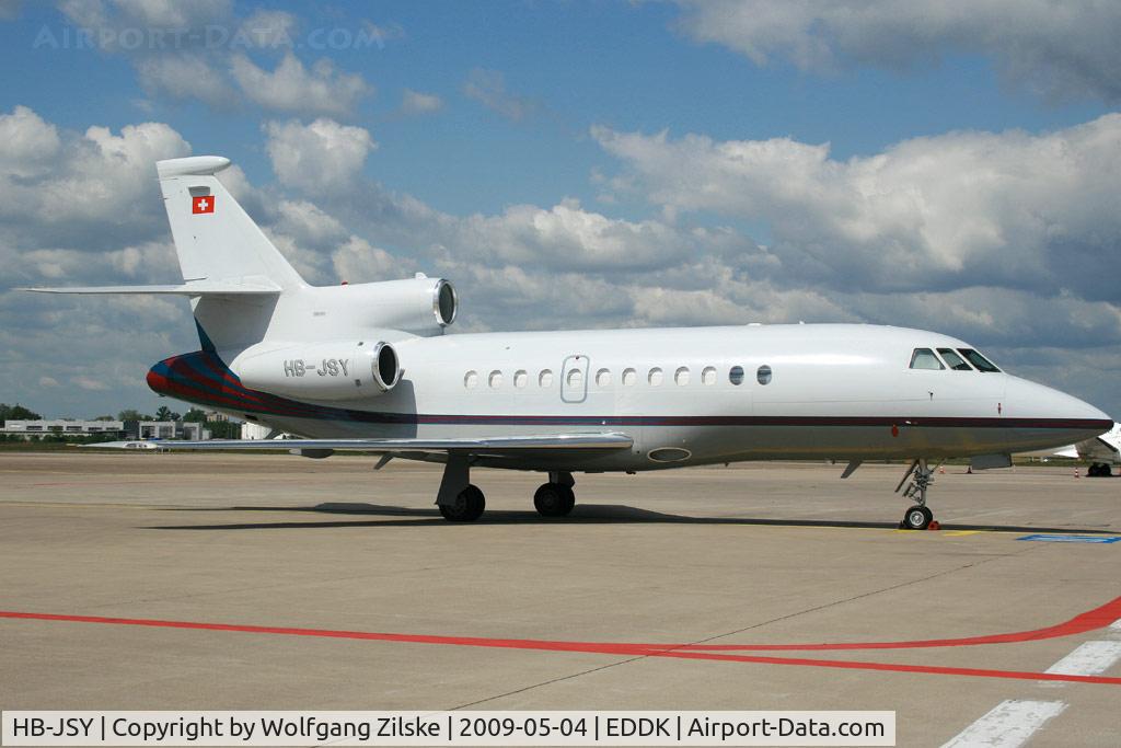 HB-JSY, 2001 Dassault Falcon 900EX C/N 96, visitor