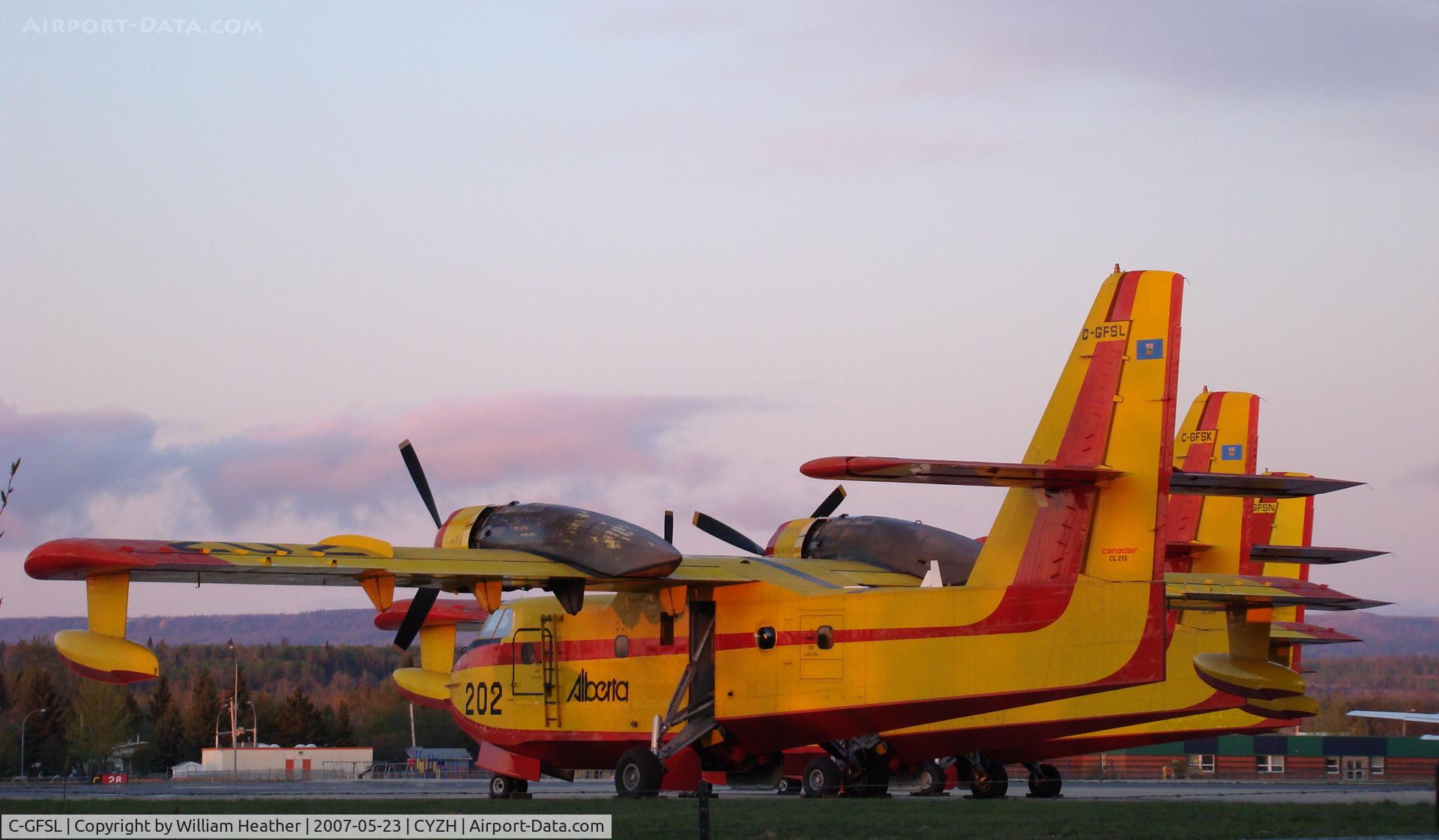 C-GFSL, 1986 Canadair CL-215-V (CL-215-1A10) C/N 1086, Slave Lake Air Tanker Base