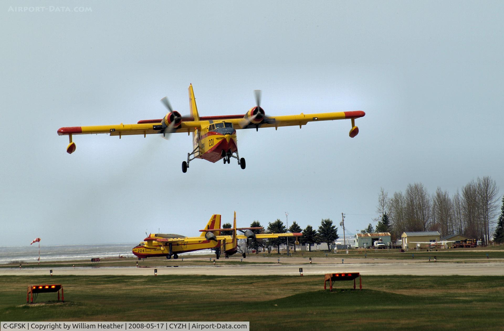 C-GFSK, 1986 Canadair CL-215-V (CL-215-1A10) C/N 1085, Slave Lake Fire Base