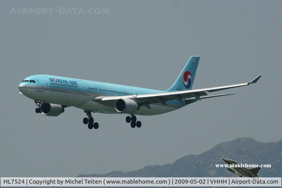HL7524, Airbus A330-322 C/N 206, Korean Air