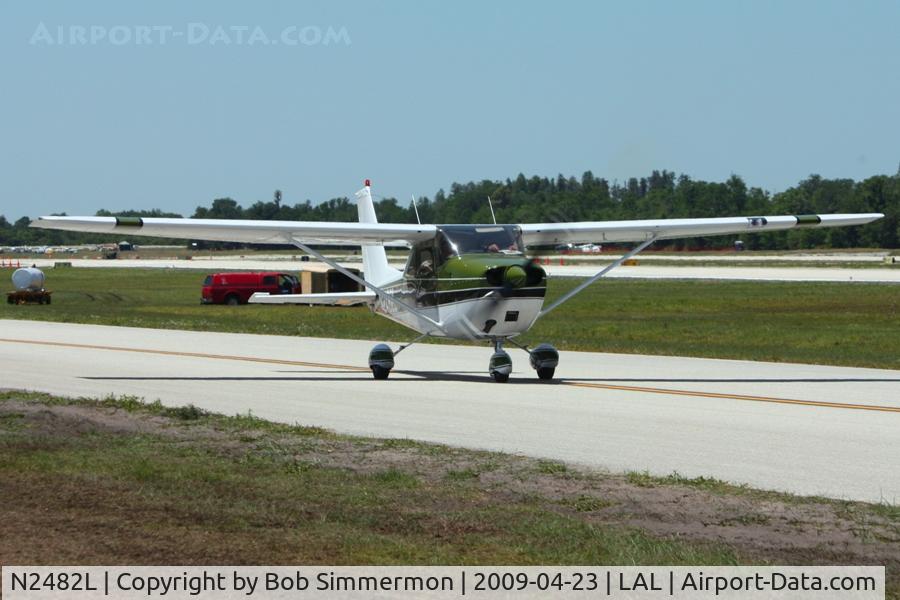 N2482L, 1966 Cessna 172H C/N 17255682, Sun N Fun 2009 - Lakeland, Florida