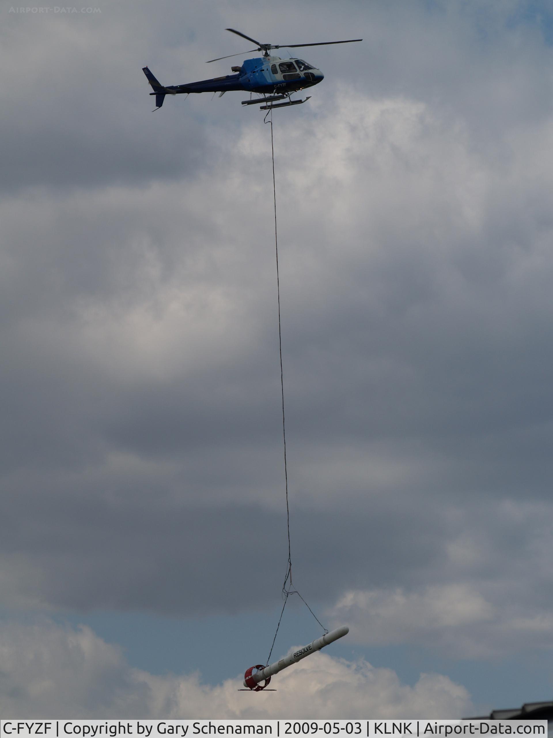 C-FYZF, 2004 Aerospatiale AS-350B-3 Ecureuil C/N 3823, LANDING WITH PROBE ATTACHED