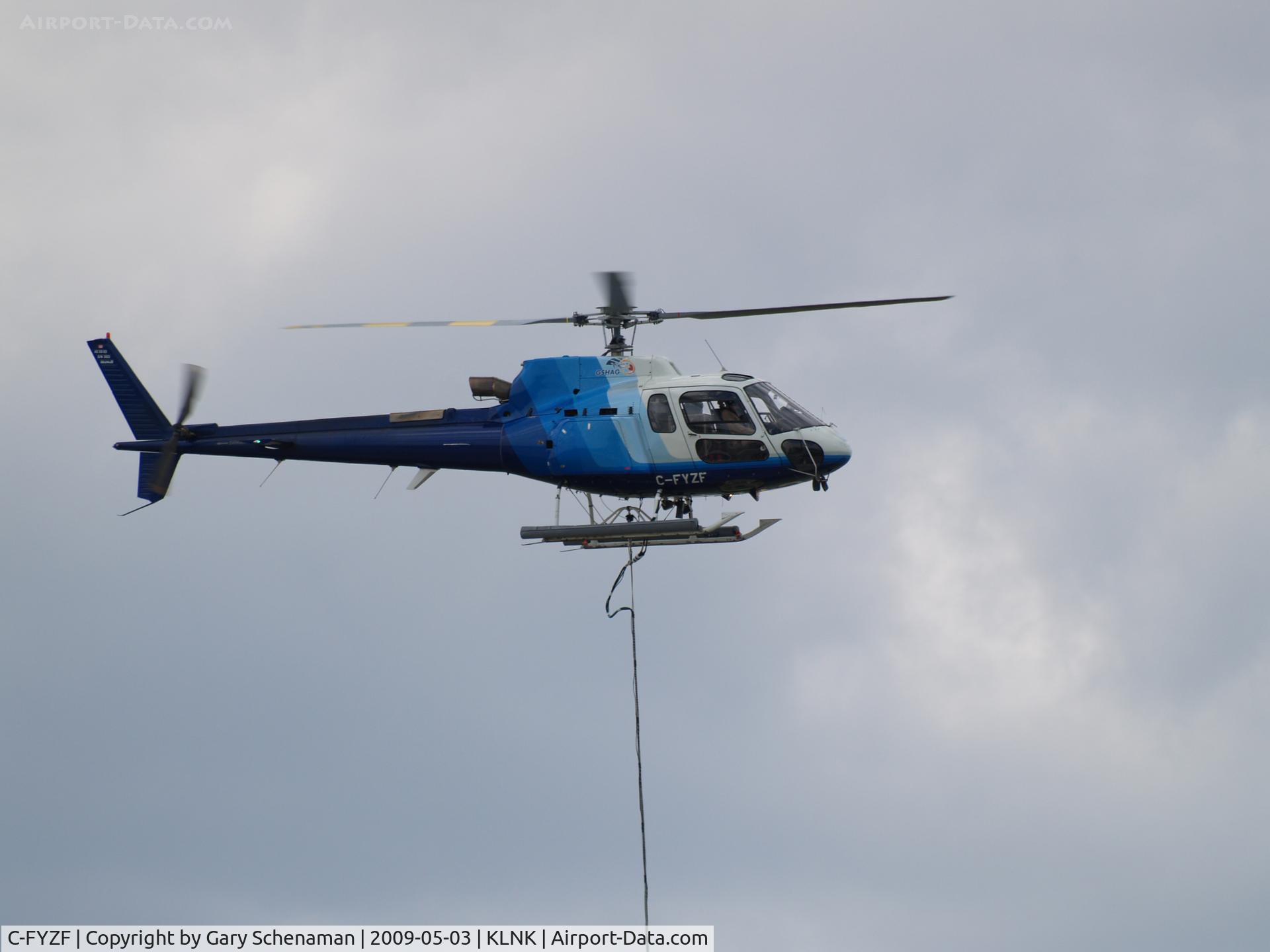 C-FYZF, 2004 Aerospatiale AS-350B-3 Ecureuil C/N 3823, LANDING