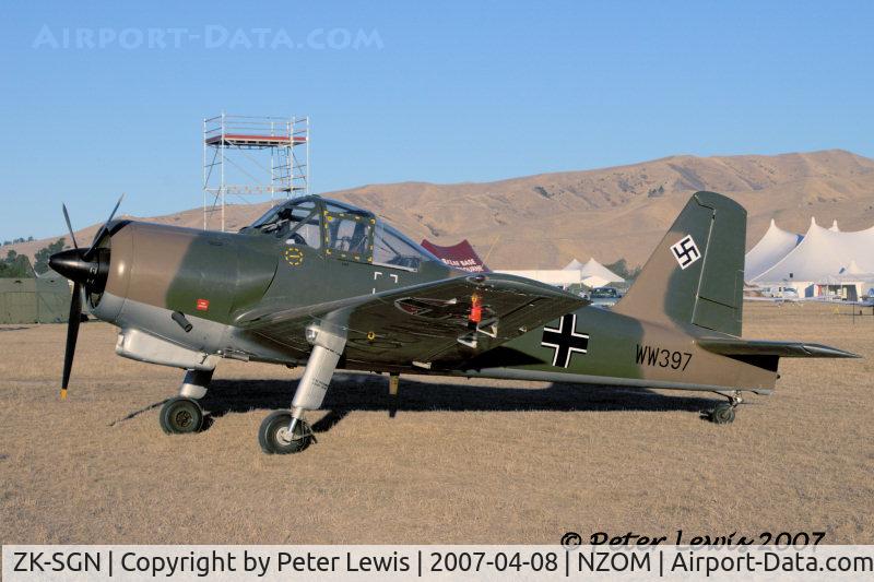 ZK-SGN, 1954 Percival P-56 Provost T.1 C/N PAC/56/226, Owlco Trust, Blenheim - posing as the enemy