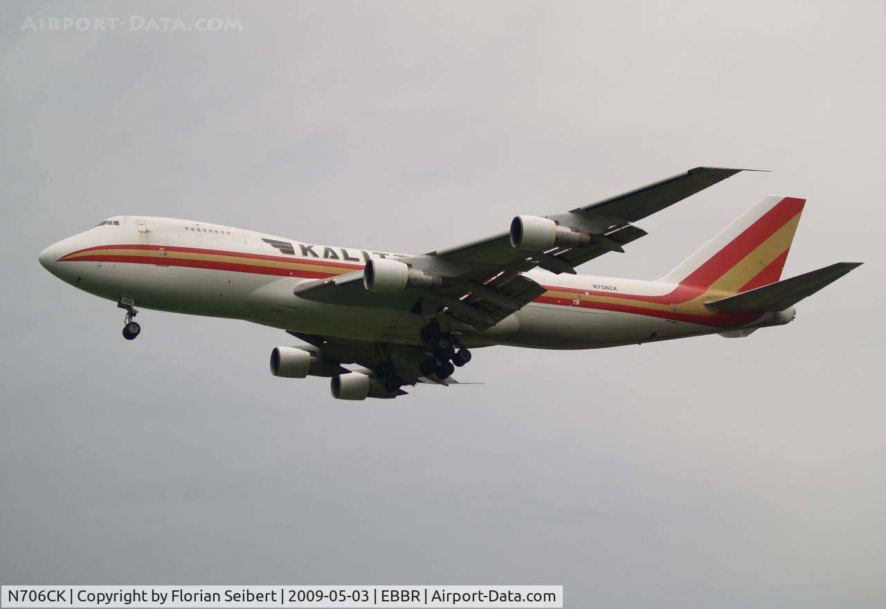 N706CK, 1979 Boeing 747-249F C/N 21827, Short final rwy 25R