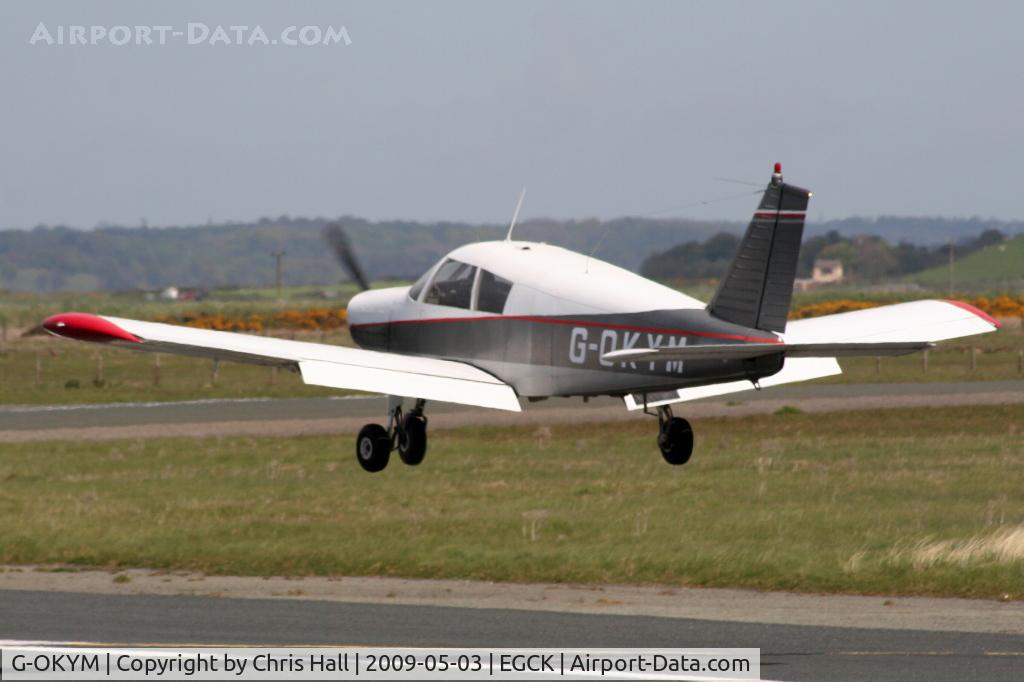 G-OKYM, 1967 Piper PA-28-140 Cherokee C/N 28-23303, P F A fly-in at Caernarfon