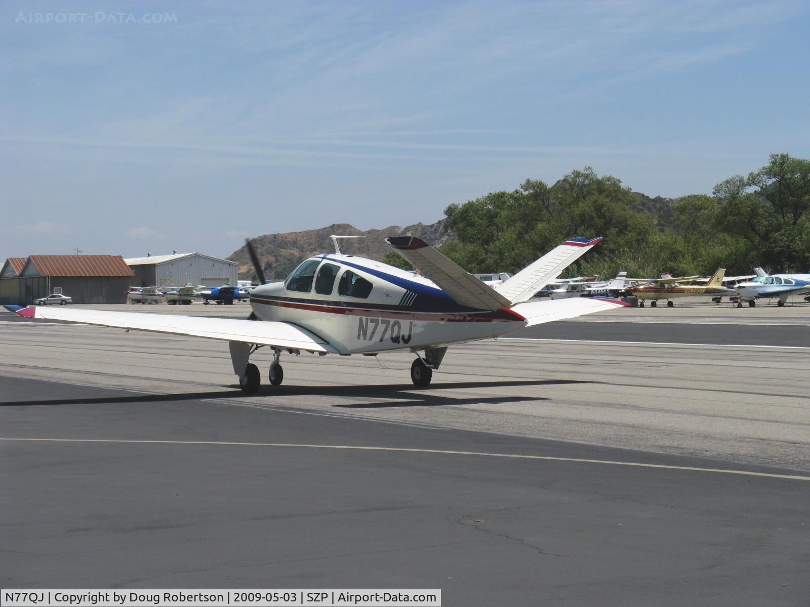 N77QJ, 1967 Beech V35A Bonanza C/N D-8610, 1967 Beech V35A BONANZA, Continental IO-520-B 285 Hp, taxi