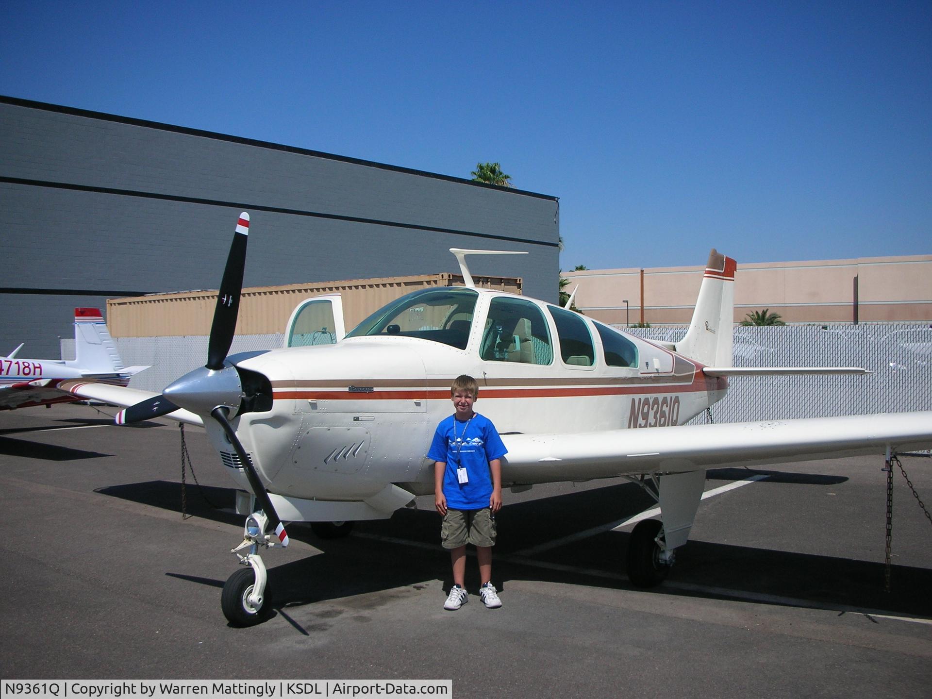 N9361Q, 1971 Beech F33A Bonanza C/N CE-359, N9361