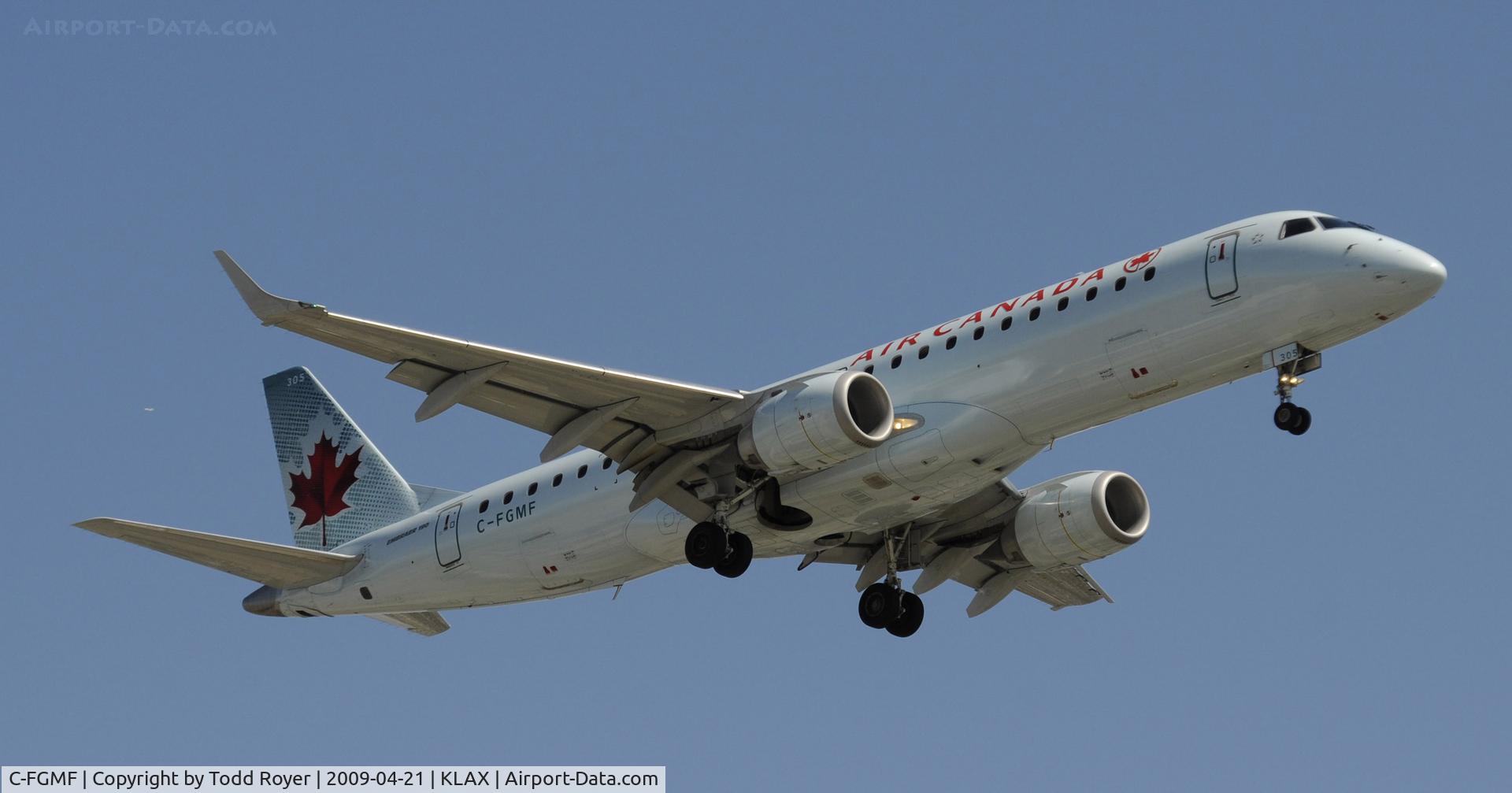 C-FGMF, 2005 Embraer 190AR (ERJ-190-100IGW) C/N 19000019, Landing 24R at LAX