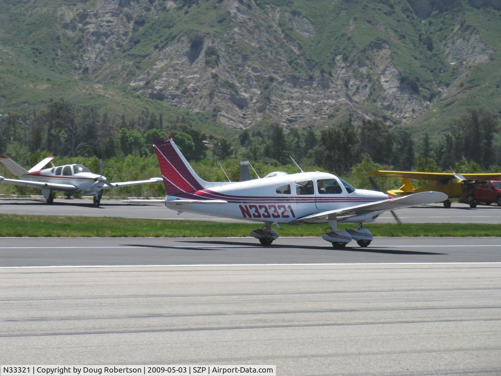 N33321, 1975 Piper PA-28-180 Cherokee C/N 28-7505133, 1975 Piper PA-28-180 ARCHER, Lycoming O&VO-360 180 Hp, landing Roll Rwy 22
