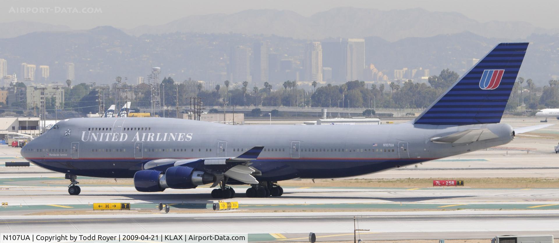 N107UA, 1998 Boeing 747-422 C/N 26900, T
