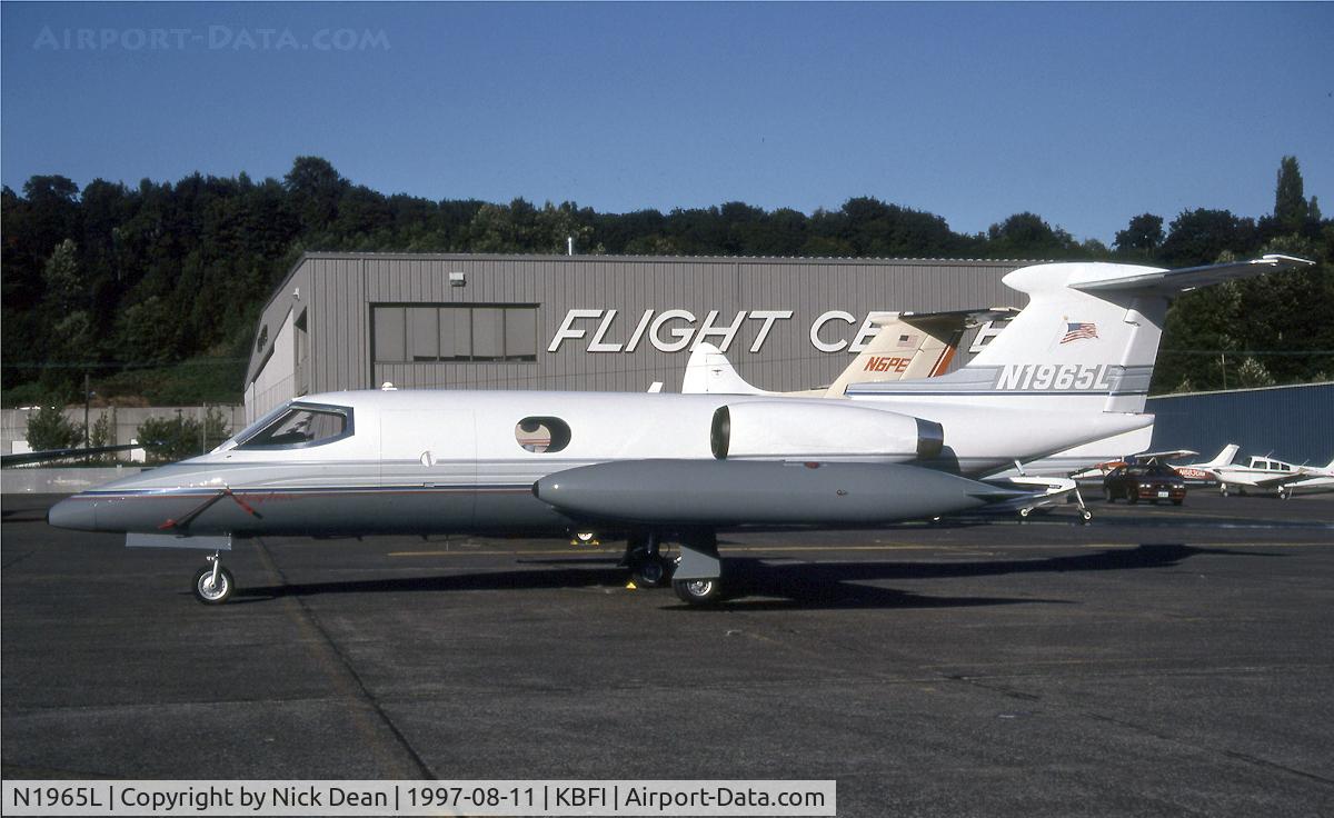 N1965L, 1968 Learjet 24A C/N 012, KBFI