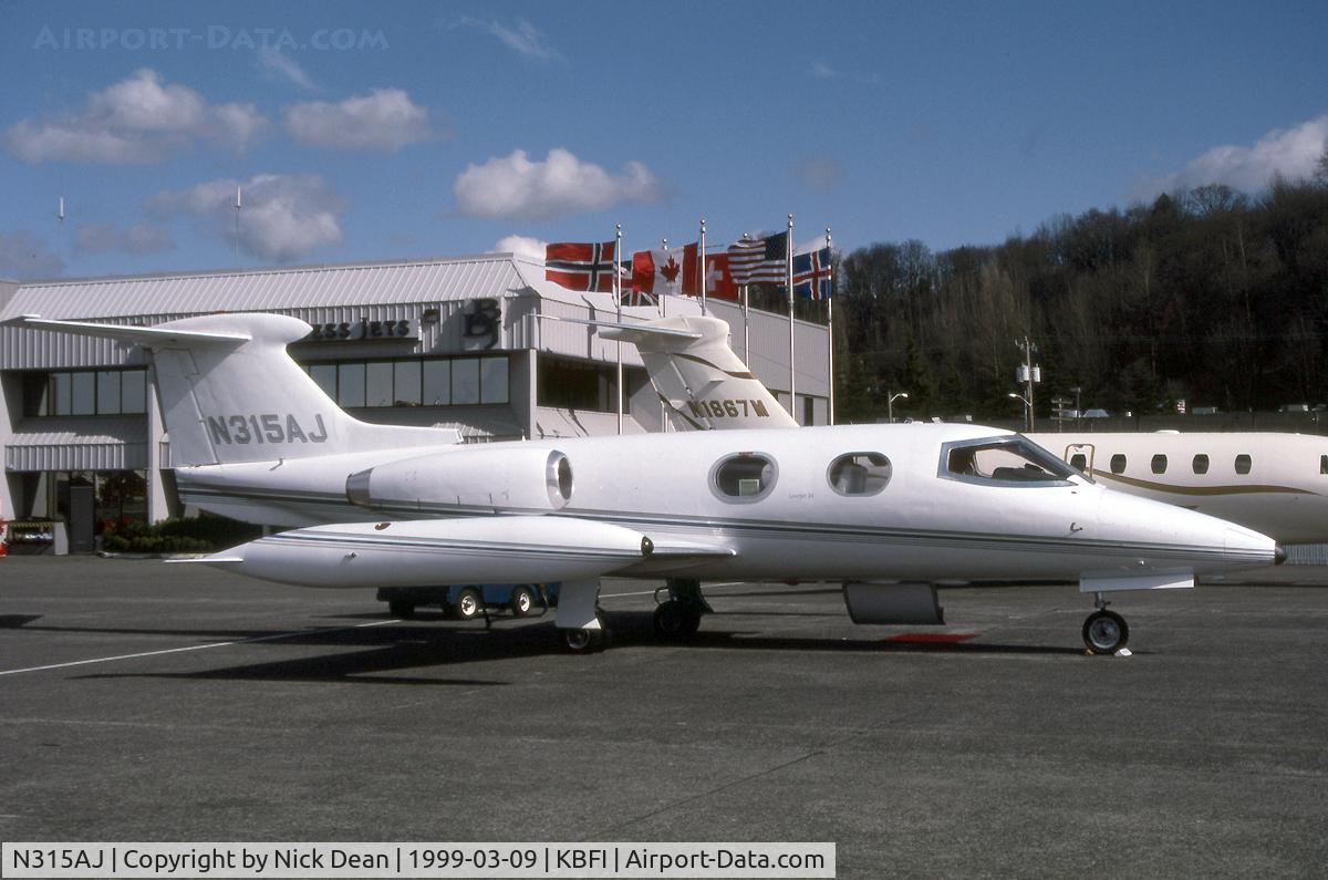 N315AJ, 1966 Learjet 24 C/N 108, KBFI