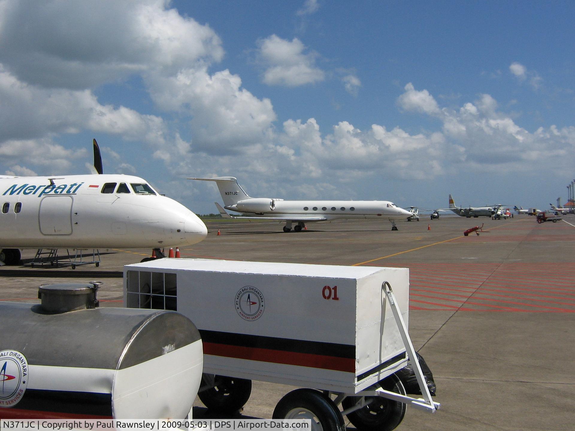 N371JC, Gulfstream Aerospace G-V C/N 505, Denpasar International Airport, Bali 3rd May 2009 in the afternooon