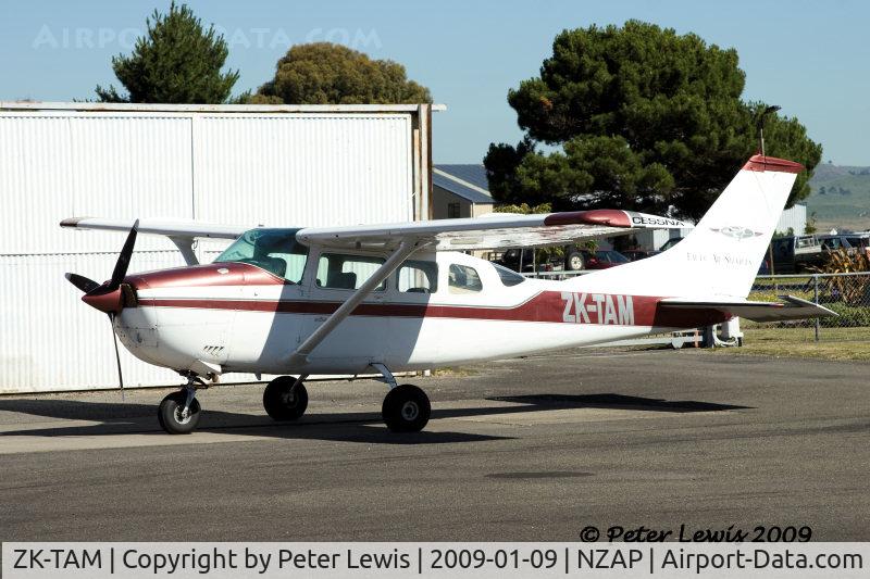 ZK-TAM, 1973 Cessna U206F Stationair C/N U20602042, Taupo Air Services Ltd., Taupo