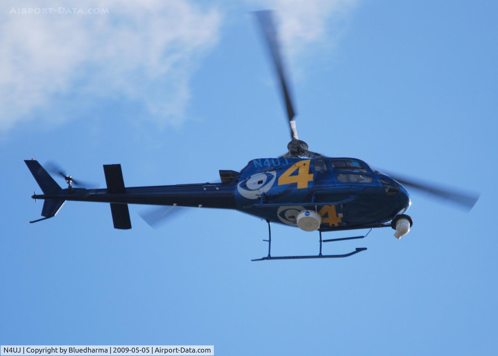 N4UJ, 2003 Eurocopter AS-350B-3 Ecureuil Ecureuil C/N 3731, Flying over Columbine High School heading West.