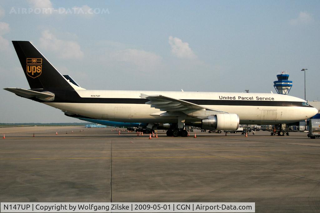 N147UP, 2003 Airbus A300F4-622R C/N 830, visitor