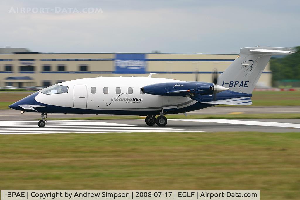 I-BPAE, 2004 Piaggio P-180 Avanti C/N 1081, Farnborough Airshow 2008.